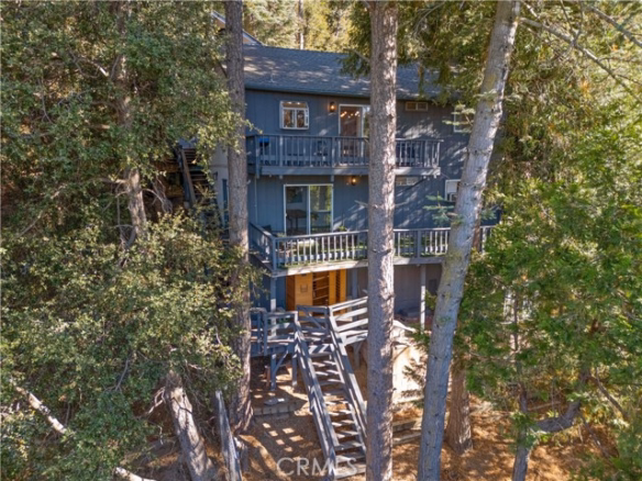 24556 Geneva Drive, Crestline, CA 92325