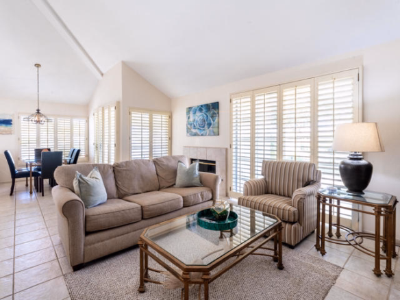43710 Avenida Alicante, Palm Desert, CA 92211