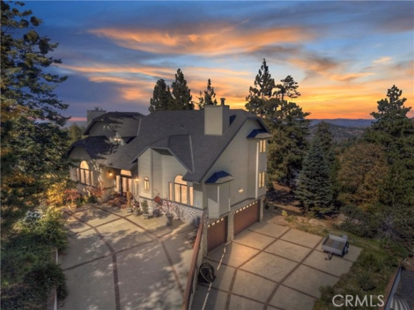 26077 Walnut Hills, Lake Arrowhead, CA 92352