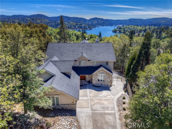 1184 Acadia, Lake Arrowhead, CA 92352