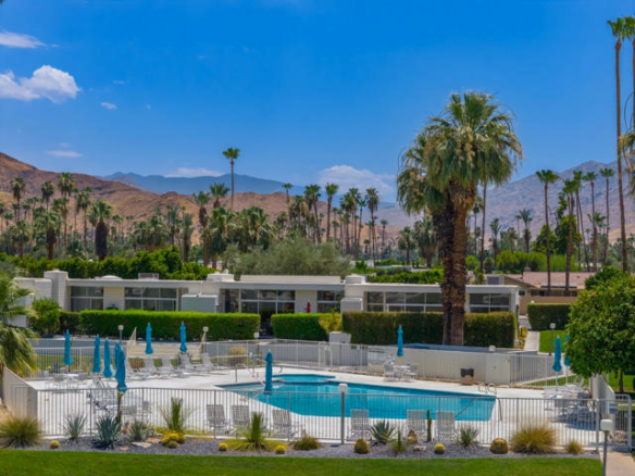 720 E La Verne Way, Palm Springs, CA 92264