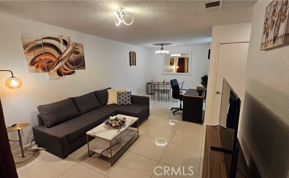 2857 N Los Felices #110, Palm Springs, CA 92262