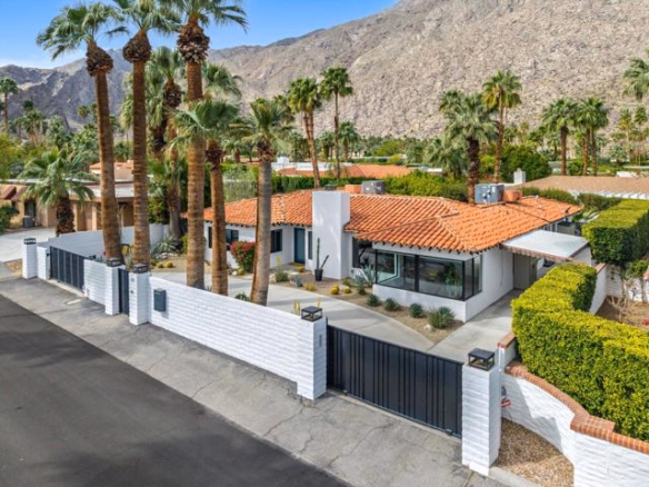 371 S Pablo Drive, Palm Springs, CA 92262