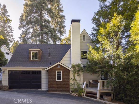 27780 Lakes Edge Road, Lake Arrowhead, CA 92352