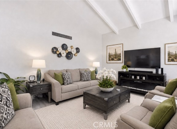 1833 S Araby #16, Palm Springs, CA 92264