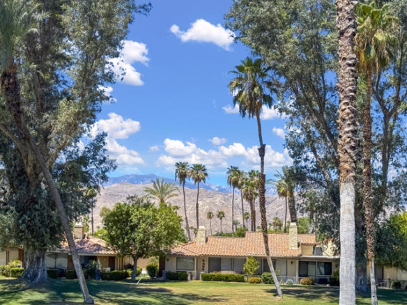 259 Santa Barbara Circle, Palm Desert, CA 92260