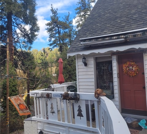 447 Valley Road, Crestline, CA 92325