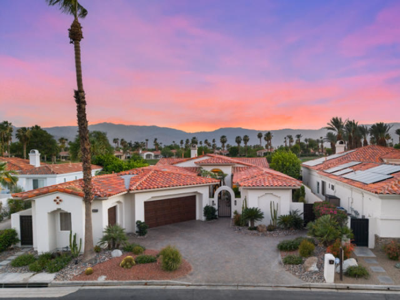 411 Tomahawk Drive, Palm Desert, CA 92211