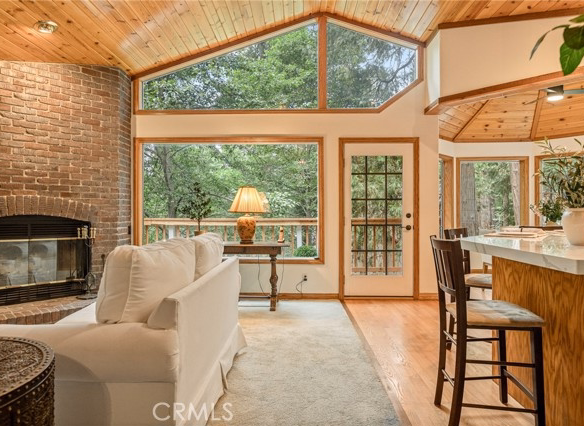 24376 Horst Drive, Crestline, CA 92325
