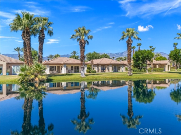 12 Wimbledon Circle, Rancho Mirage, CA 92270