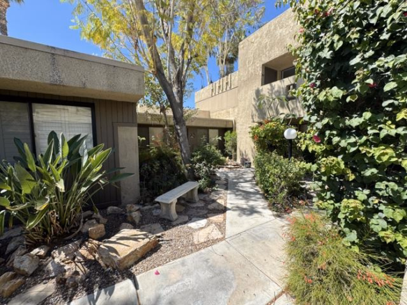 473 W Bradshaw Lane #10, Palm Springs, CA 92262