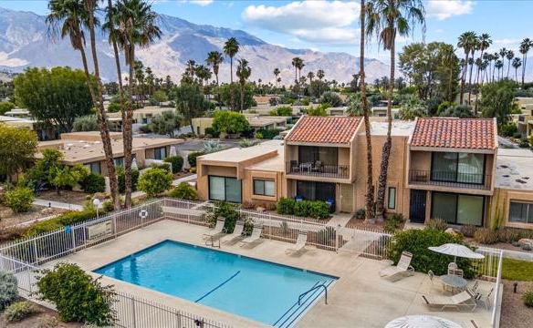 5794 Los Coyotes Drive, Palm Springs, CA 92264