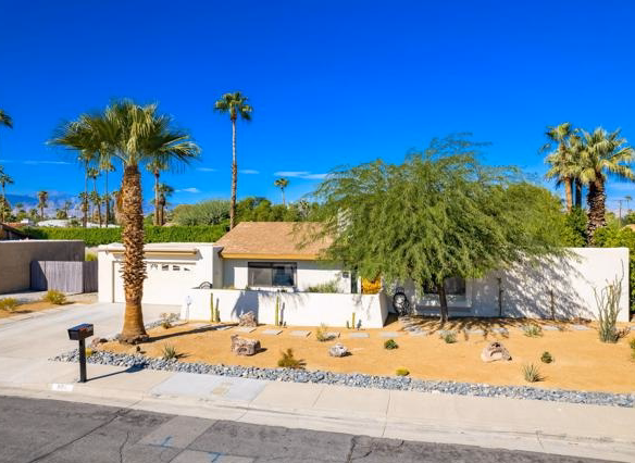 888 E El Conquistador, Palm Springs, CA 92262