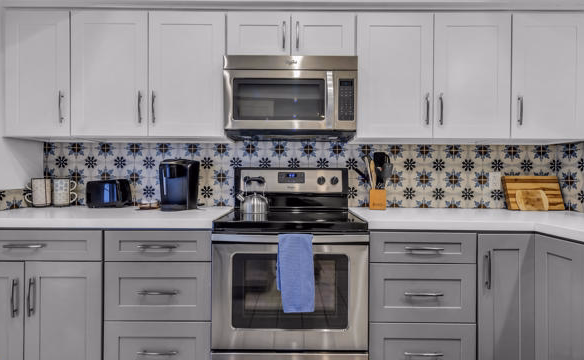 230 Desert Falls Drive E, Palm Desert, CA 92211
