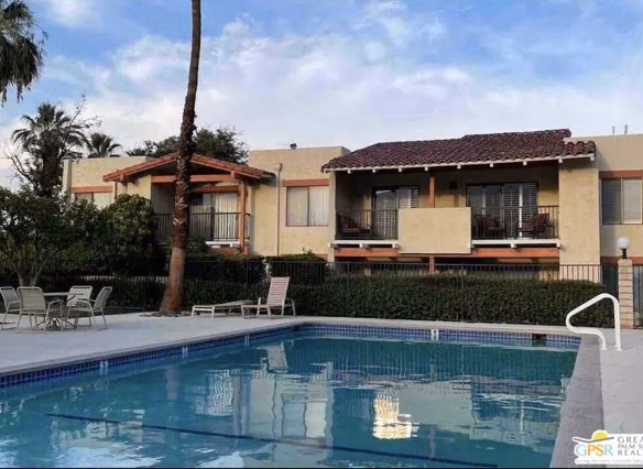 1421 N Sunrise Way #38, Palm Springs, CA 92262