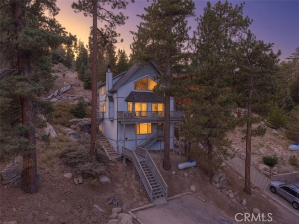 38661 Talbot Drive, Big Bear Lake, CA 92315