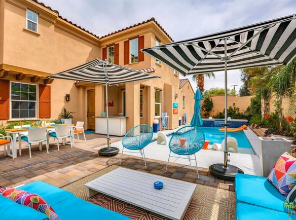 419 Tan Oak Drive, Palm Springs, CA 92262