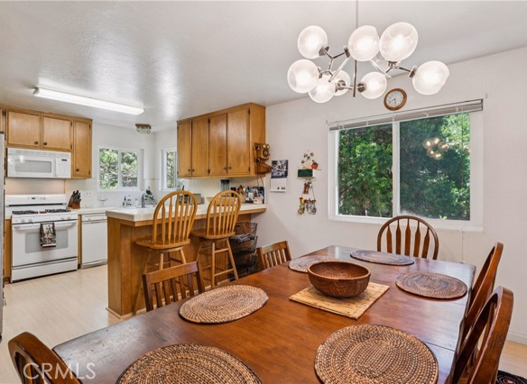 582 Grass Valley Court, Lake Arrowhead, CA 92352