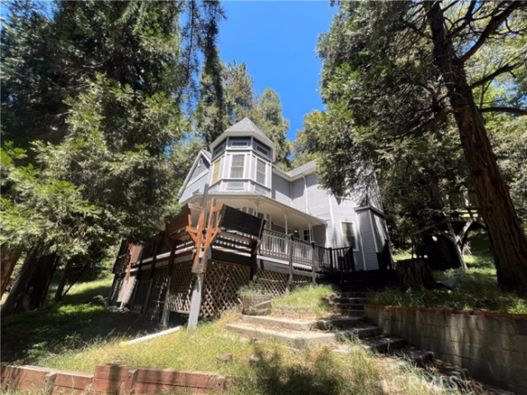 25010 Valle, Crestline, CA 92325