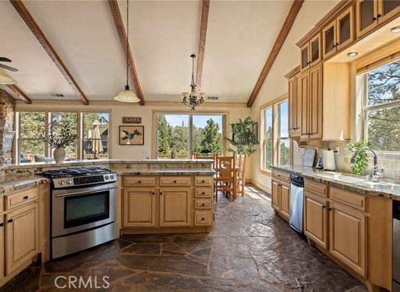 27920 Matterhorn, Lake Arrowhead, CA 92352