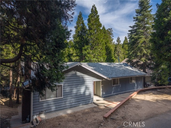 1163 Jungfrau, Crestline, CA 92325