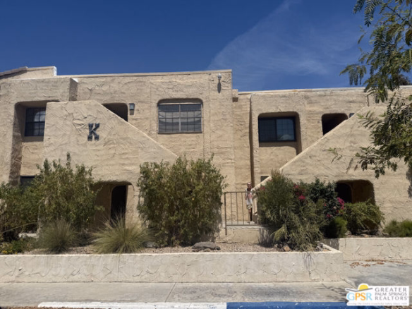 5300 E Waverly Drive #K8, Palm Springs, CA 92264