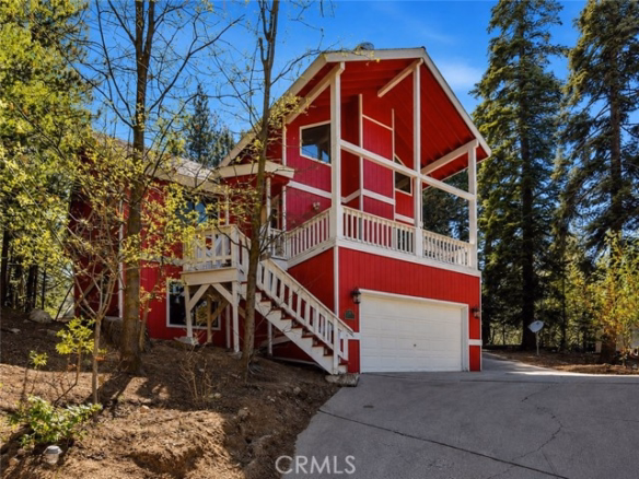 27661 Canyon Drive, Lake Arrowhead, CA 92326