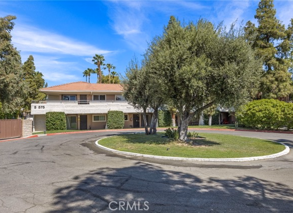 575 N Villa Court #212, Palm Springs, CA 92262