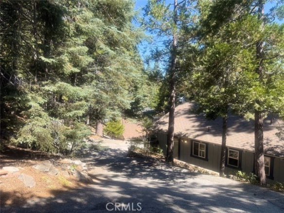 26578 Lake Forest Drive, Twin Peaks, CA 92391