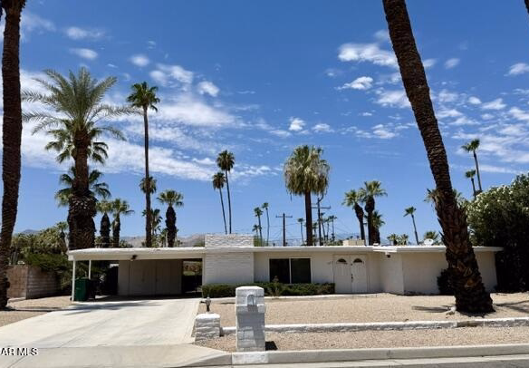 45727 Toro Peak Road, Palm Desert, CA 92260