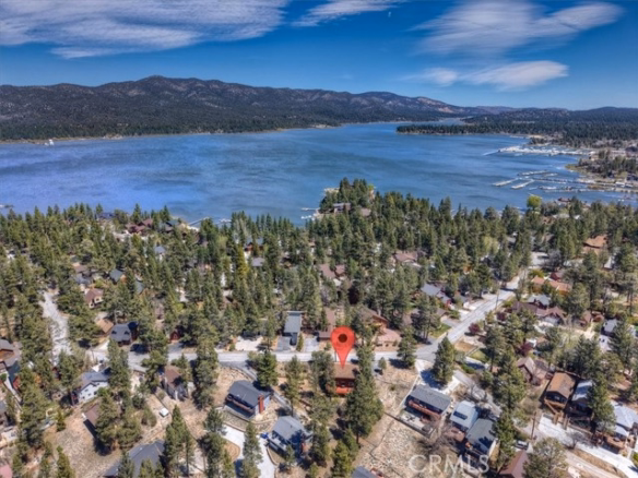 490 Vista, Big Bear Lake, CA 92315