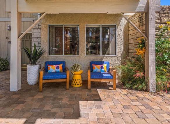 290 S San Jacinto Drive #9, Palm Springs, CA 92262