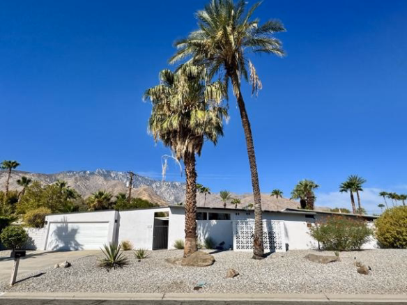 2211 N Starr Road, Palm Springs, CA 92262