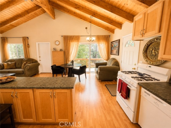 23788 Zuger, Crestline, CA 92325