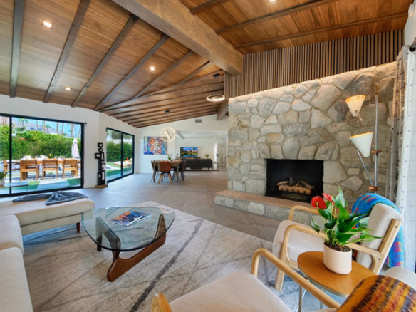 792 E Mesquite Avenue, Palm Springs, CA 92264
