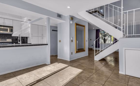 266 E Via Escuela #G, Palm Springs, CA 92262