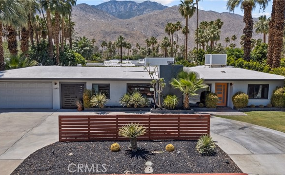 1645 S Sunrise Way, Palm Springs, CA 92264