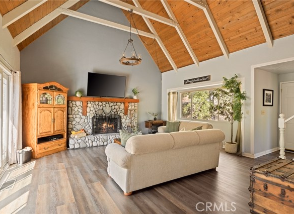 28165 Grenoble, Lake Arrowhead, CA 92352