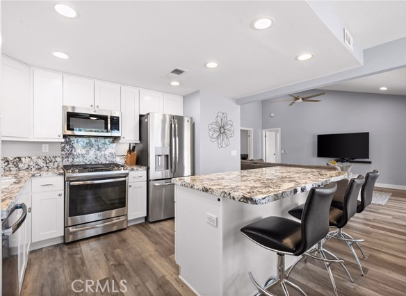 41488 Inverness, Palm Desert, CA 92211