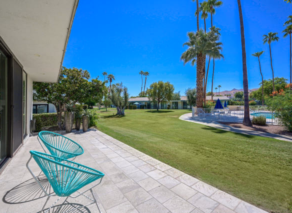 1707 Grand Bahama Drive W, Palm Springs, CA 92264