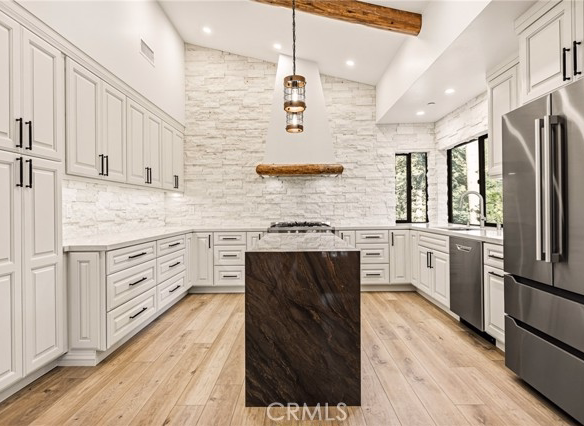 26325 Jacqueline Rd, Twin Peaks, CA 92391