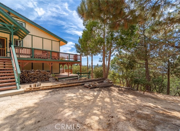 161 N Trails End, Green Valley Lake, CA 92314