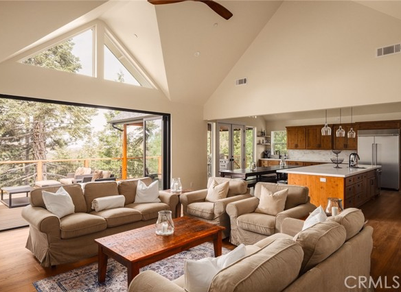 26910 Everest Road, Lake Arrowhead, CA 92352