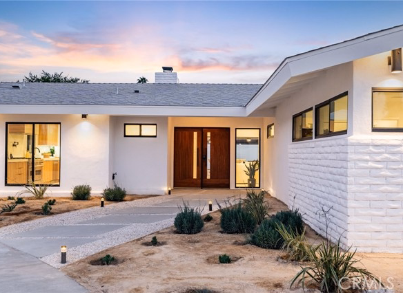 1975 E Mark Leslie, Palm Springs, CA 92264