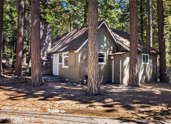 27917 Squirrel Lane, Lake Arrowhead, CA 92352