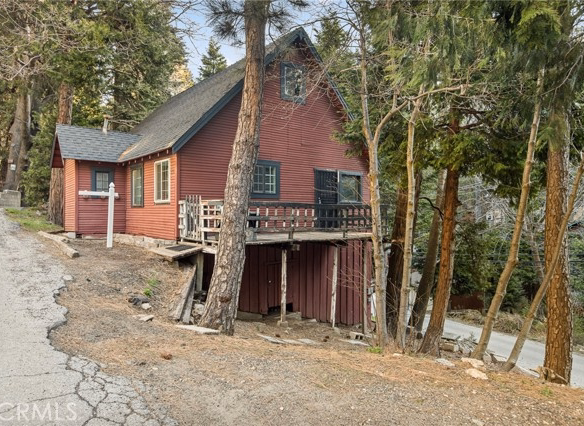 725 Golden, Lake Arrowhead, CA 92352