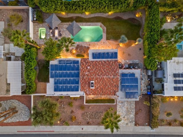1055 E Louise Drive, Palm Springs, CA 92262