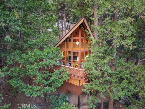 24379 Bernard, Crestline, CA 92325