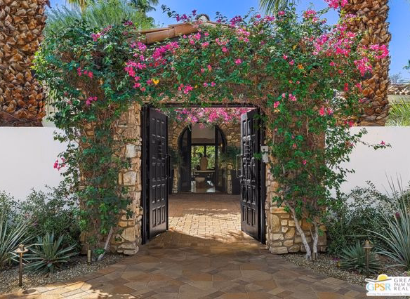 12 Clancy Lane, Rancho Mirage, CA 92270