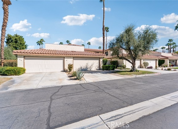 120 Willow Lake, Palm Desert, CA 92260